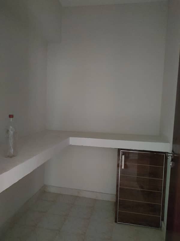 BRAND NEW 12 Marla 4 Bed Flat On Ground Floor Available For Rent In Askari 11 Sec-B Lahore 18