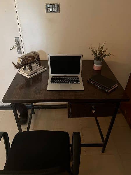 Stylish Office/Table 4