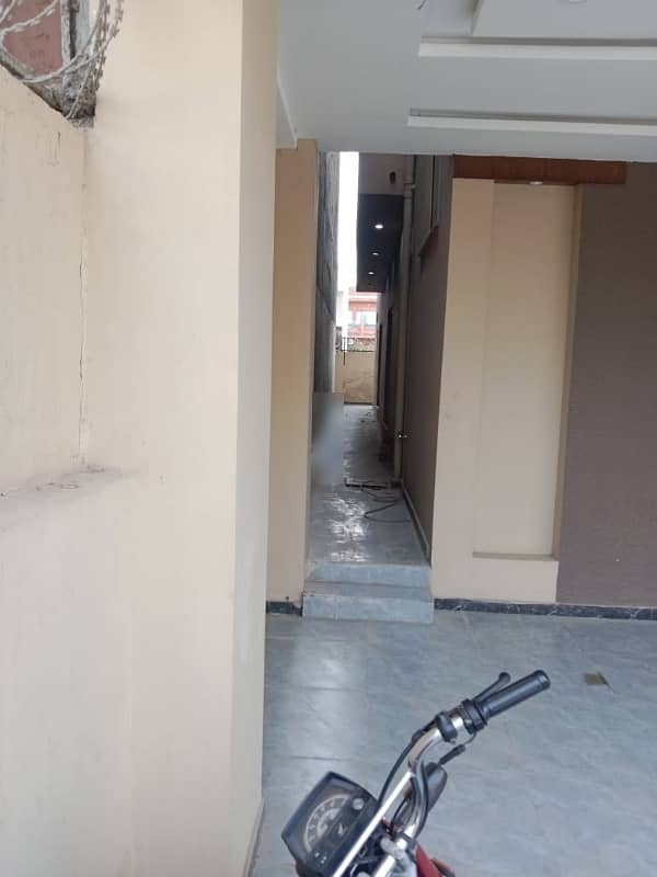 House For Rent In Rs. 170000/- 7