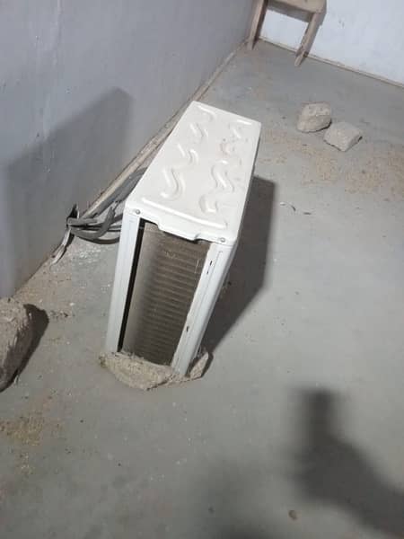 Split Air conditioner 1