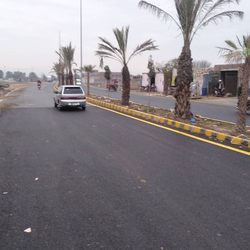 80ft Lda road near nespak3 defence road lhr 6