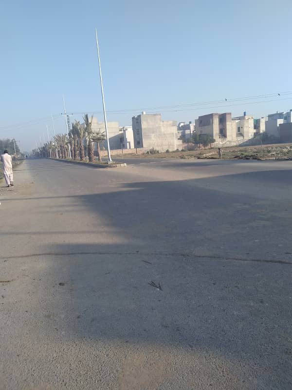 80ft Lda road near nespak3 defence road lhr 4