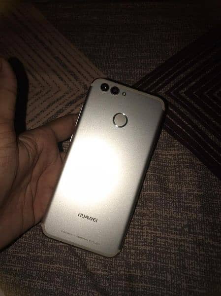 huawei nova 2 for sale in mint condition 3