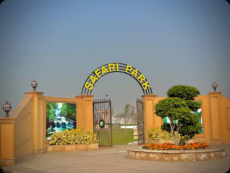 5 Marla Corner & Facing Park Plot For Sale In Safari Garden Housing Scheme Lahore 1