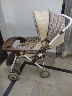 6 Wheels Pram - Best condition