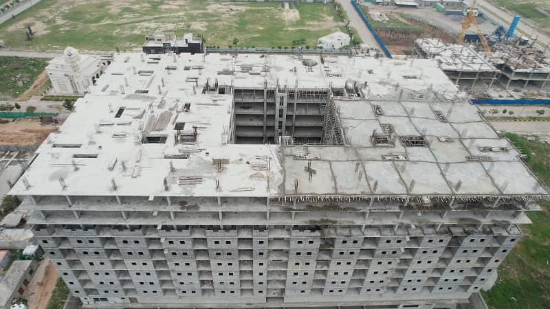 A 1940 Square Feet Flat Located In Mumtaz City Is Available For sale 11