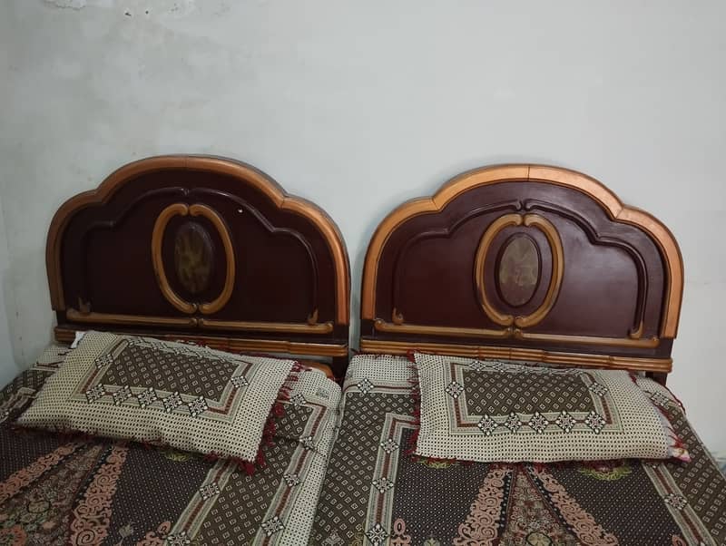 Two single beds for sale 4