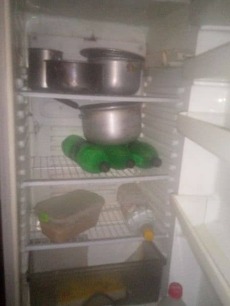 Dawlance Company Fridge for sell 3