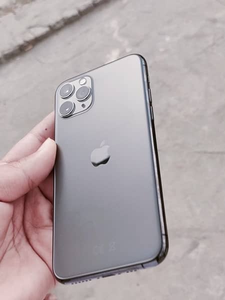 iPhone 11 Pro pta approved 5