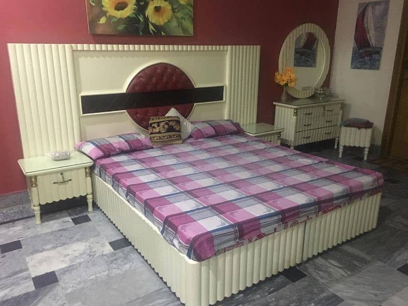 Custom size bed(6.5'*7') 0