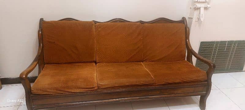 5 seater sofa set. 0