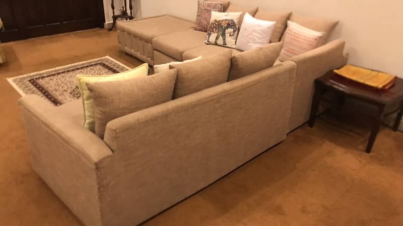 5 Seater L-Shaped Sofa With Table 2