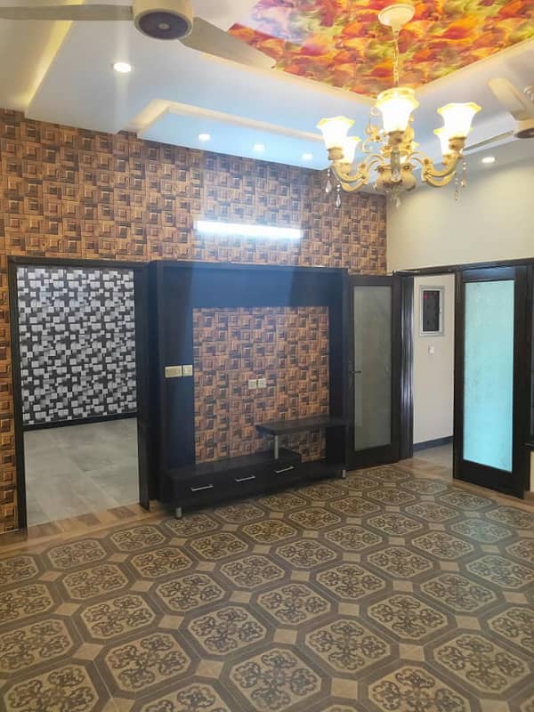 Brand New 5 Marla Luxury House For Available Sale In Lahore 1