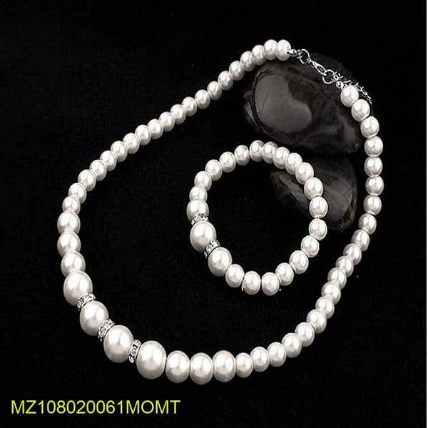 Best White beads necklace with earing 0