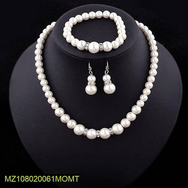 Best White beads necklace with earing 1