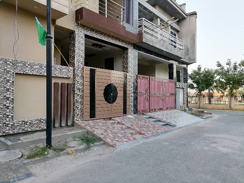 Prime Location Next To Corner, Located On 30 Feet Wide Road
You Can Own It Located In Green Valley Faisalabad 1
