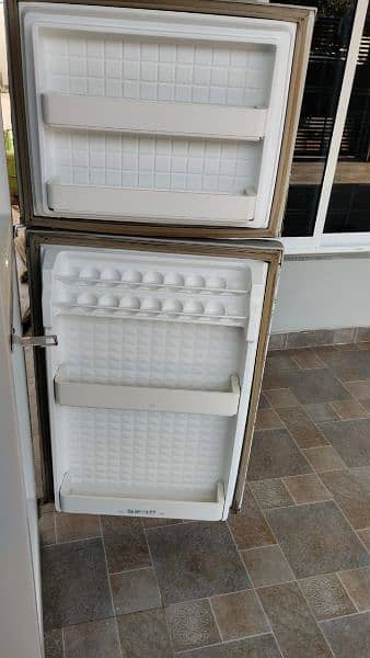 Dawlance refrigerator for sale. 0