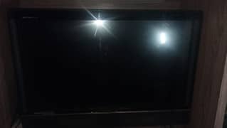 LED TV 28"