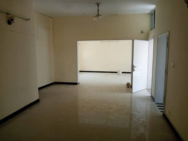 Upper Portion 3 Bedroom Separate Gate Main Chaklala Scheme 3 0