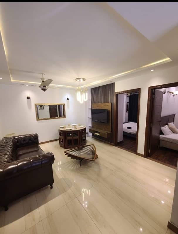 BEAUTIFUL LUXURIOUS FULLY TILED FLOOR HOUSE FOR RENT 2