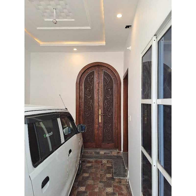 Luxurious House For Sale Half Triple Storey With 4Beds 17