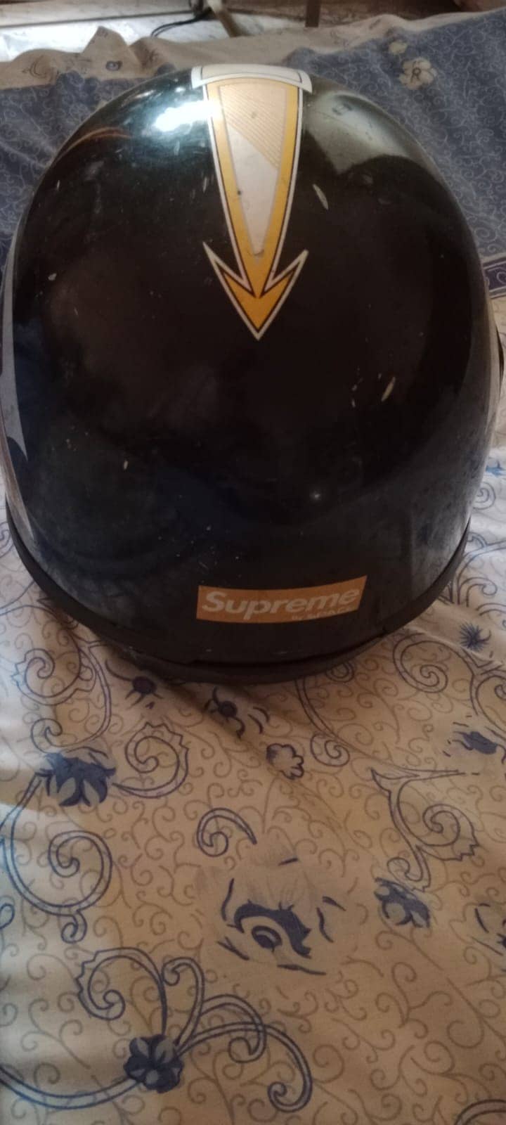 Supreme Helmet 1