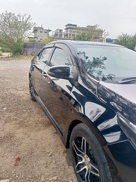 Toyota Altis Grande 2014 0