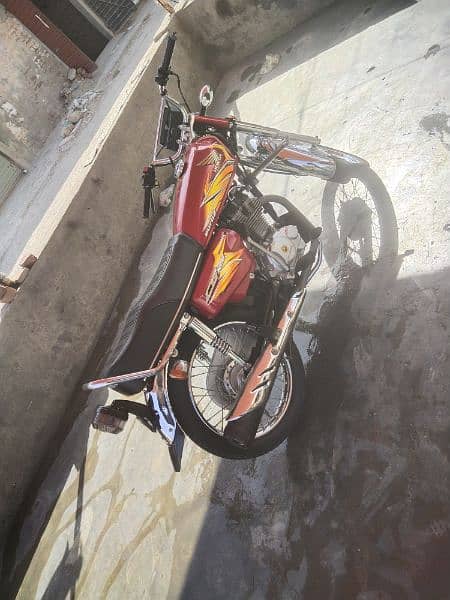 HONDA 125 BRAND NEW 7