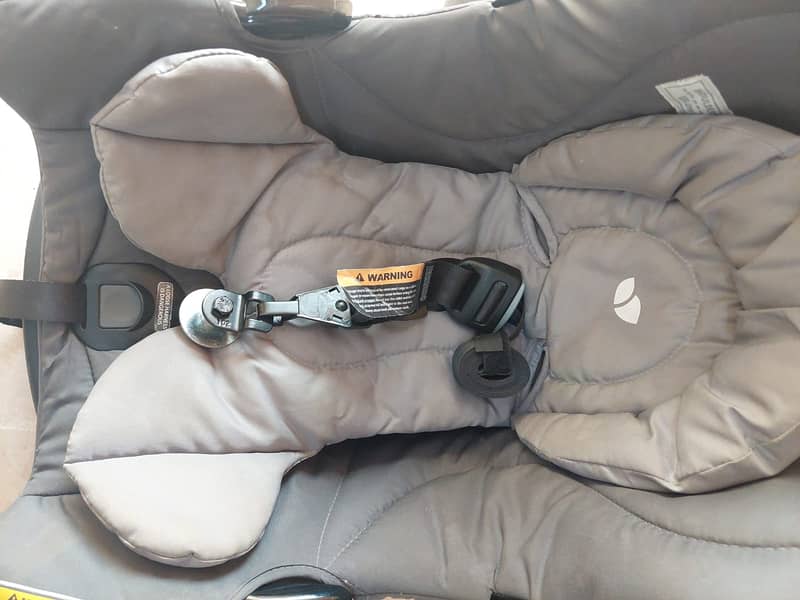 Premium Quality CAR SEAT for Ultimate Comfort and Safety 5