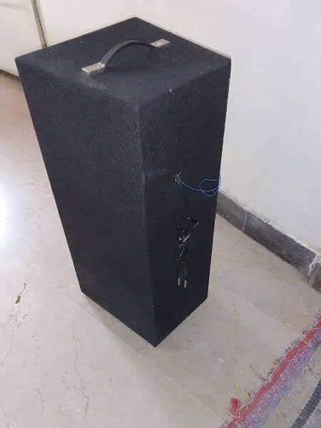 Bluetooth speaker 10/10 condition 2