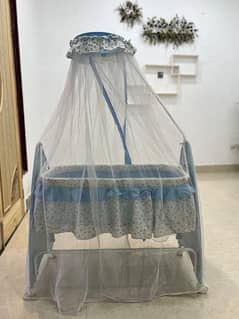 Baby Cradle Bed Swing Bassinet, Good Condition