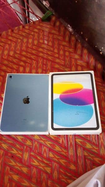 IPad 10 Generation
Just 10 days used 3