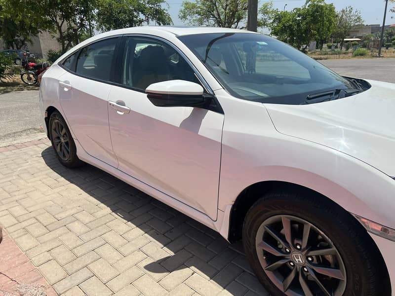 Honda Civic Oriel 1.8 i-VTEC CVT 2019 3