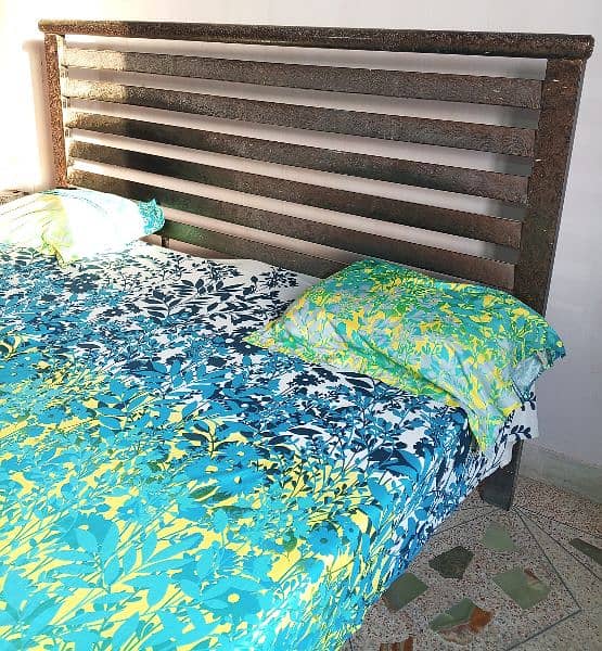 Iron King Bed Full Big size with Mattress 2