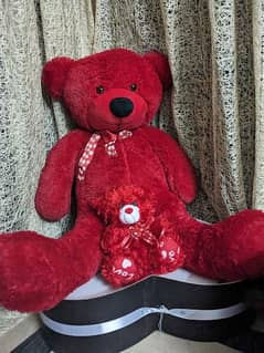 4ft' Teddy bear gift/souvenir