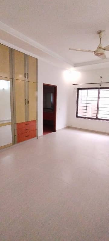 5 Marla Full House For Rent In DHA Phase 3,Block Z, Reasonable Price And Suitable Location Pakistan Punjab Lahore. 6
