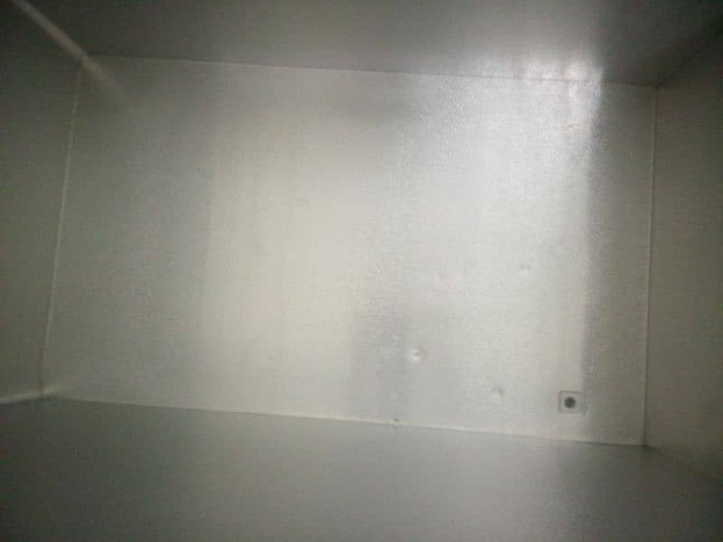 deep freezer for sale good condition single door 8