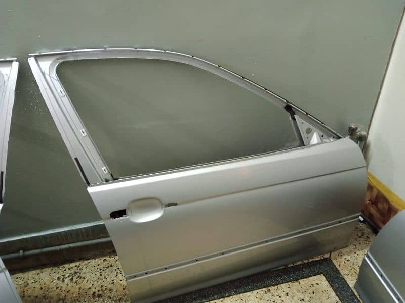 BMW 3 series and 5 series door s 1