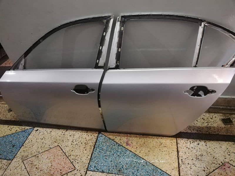 BMW 3 series and 5 series door s 6