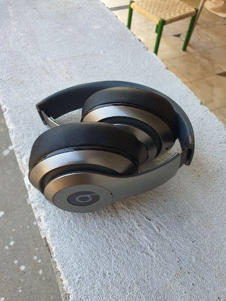 Dr. Dre Beats Studio 2 Wireless (Original) 5