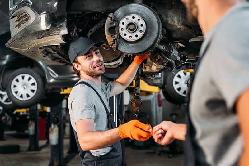 Car Mechanic Required | کار میکینک کی ضرورت ہے۔ 0