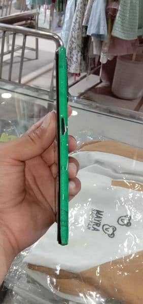 brand new mobile oppoA96 contact me 03325564615 2