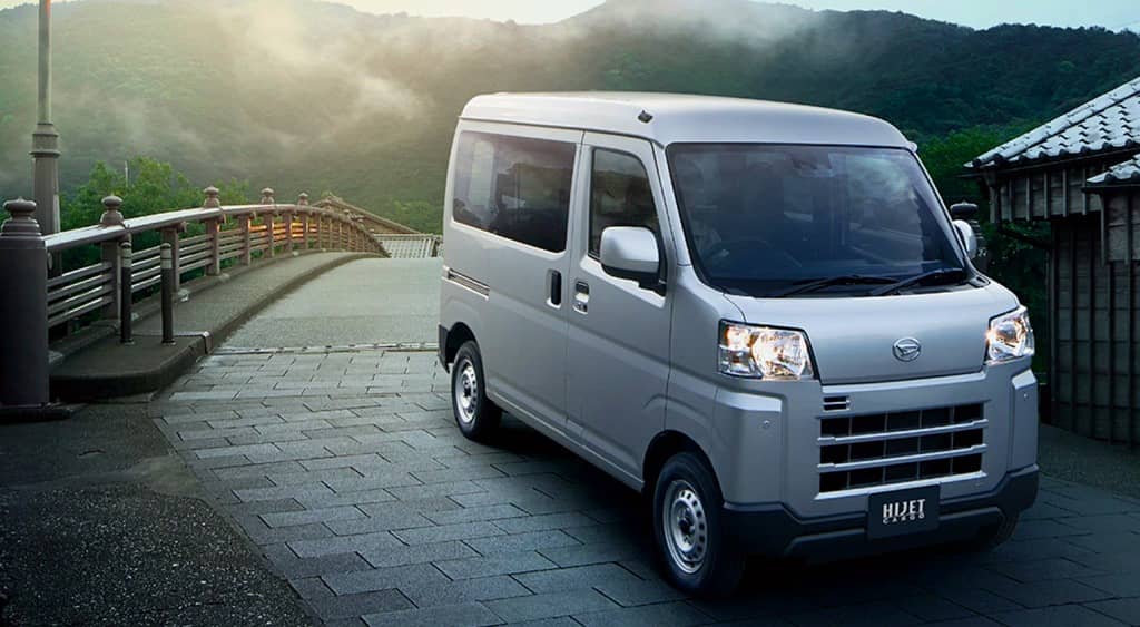 Car Rental/Rent Services/Rent a Car/Hiace/Suzuki wagon r/hundai tacson 19