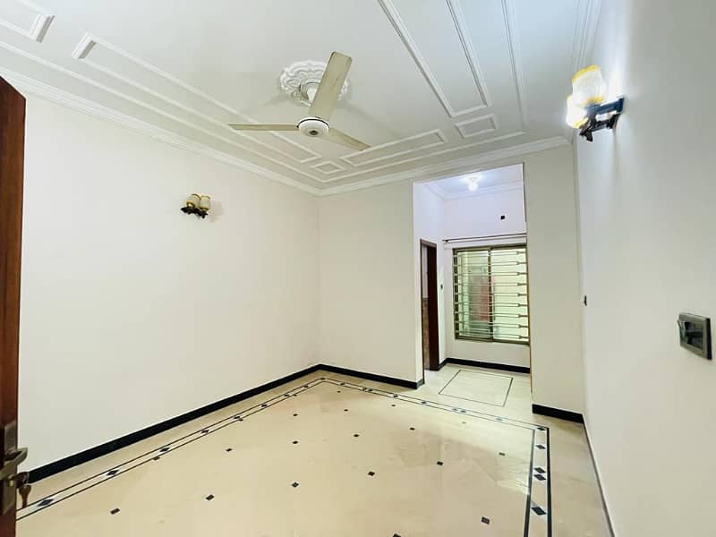 10 Marla House For Sale In Islamabad H 13 6