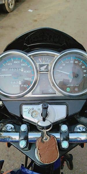 Honda CB150F Blue 8