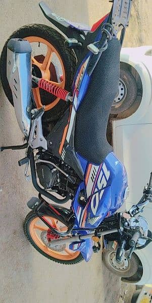 Honda CB150F Blue 11