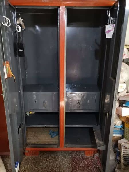 Double Door Iron cupboard 4