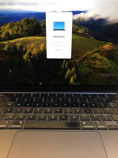 Apple Macbook Air M2  2022 argent for sale 6