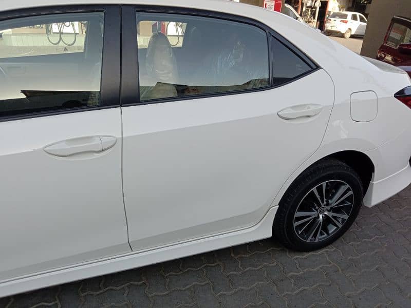 Toyota Corolla Altis 2021 5