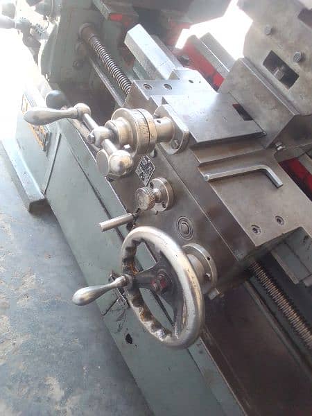 5.5 feet kharad machine / lathe machine 1